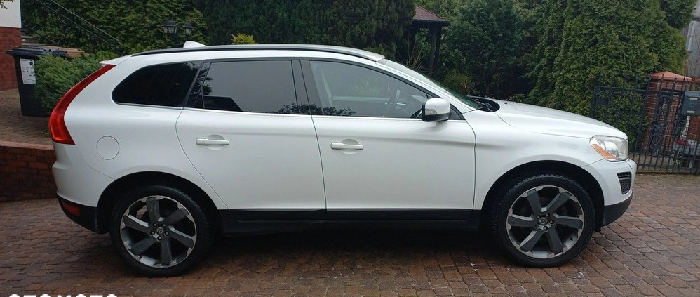 Volvo XC 60 cena 50900 przebieg: 246000, rok produkcji 2013 z Piaski małe 781